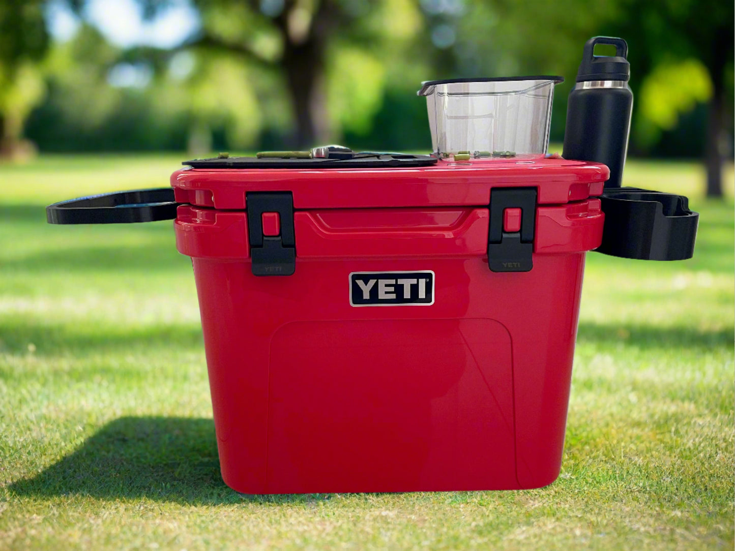 Compact External Medium Basket Mount for Yeti Roadie 32 Wheeled Cooler